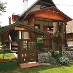 Carmen Kuca Za Odmor Sa Wellnessom,sunger *