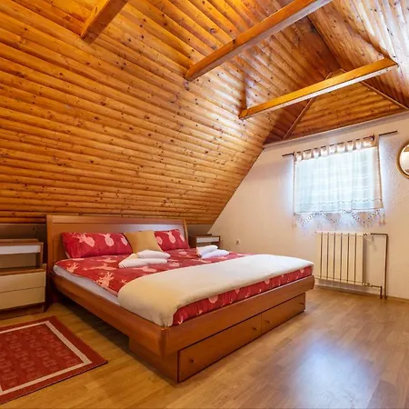 Carmen Kuca Za Odmor Sa Wellnessom,sunger Chalet *
