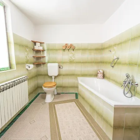 Carmen Kuca Za Odmor Sa Wellnessom,sunger Chalet *